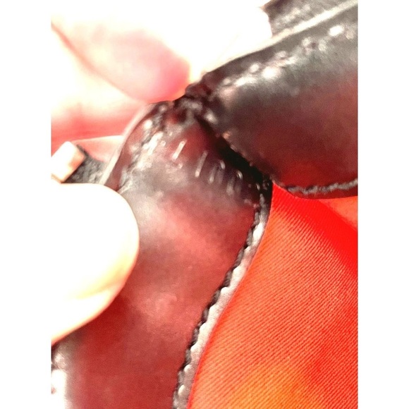 Rare! Louis Vuitton Delmonico Stretch Epi Leather Pochette - Picture 8 of 9